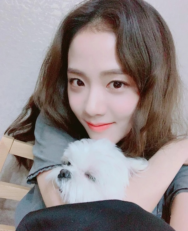 ảnh jisoo cute 23