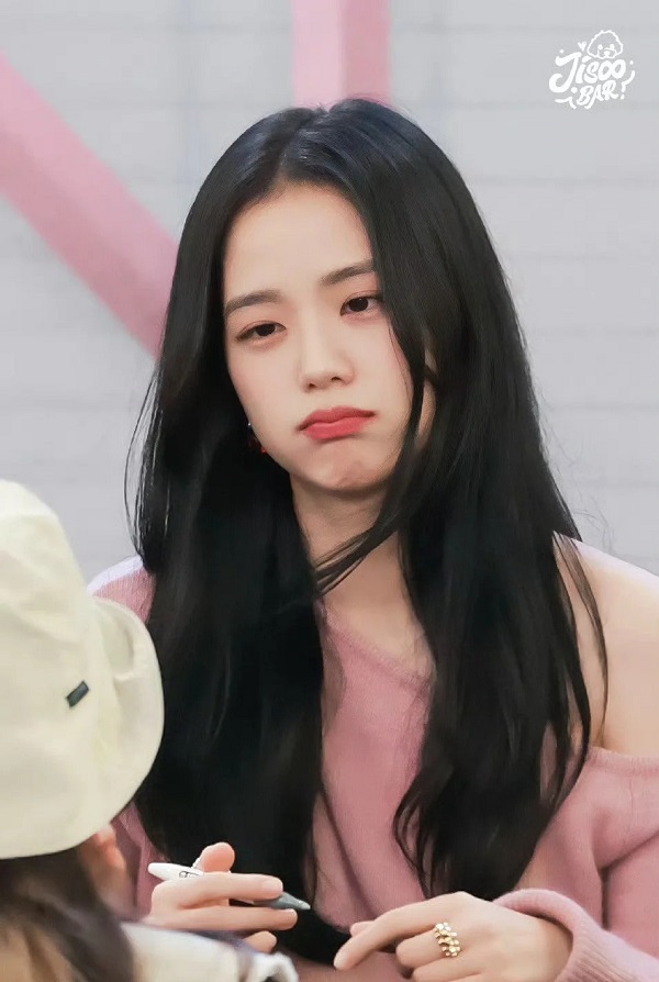 ảnh jisoo cute 24