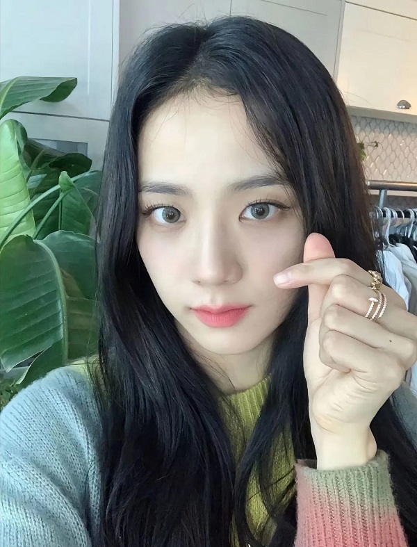 ảnh jisoo cute 27