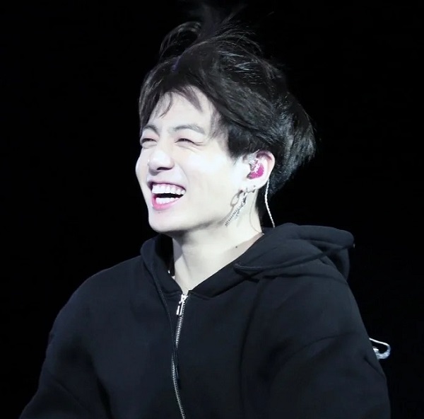 ảnh jungkook cute 16