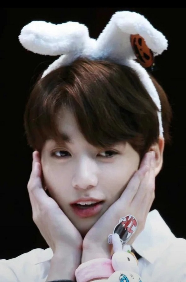 ảnh jungkook cute 20