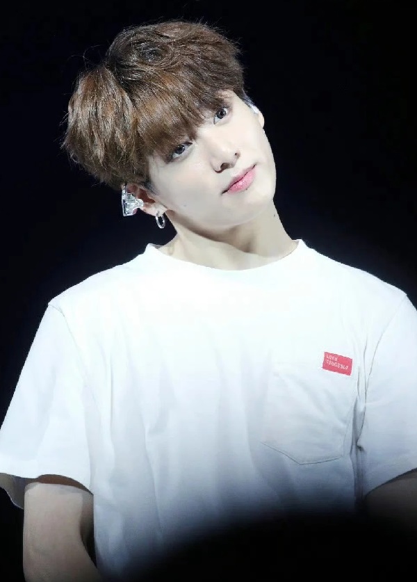 ảnh jungkook cute 32