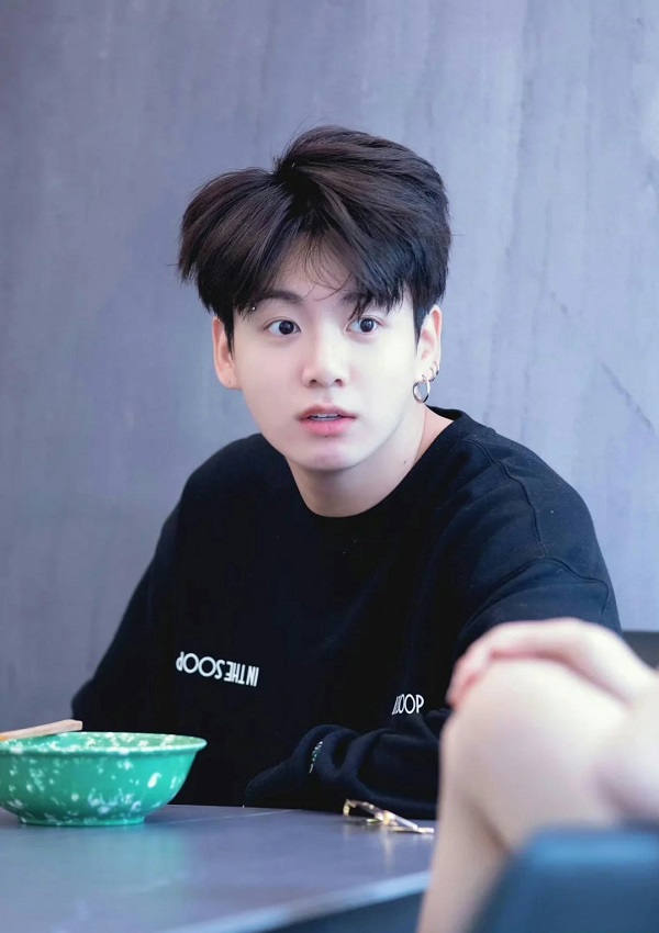 ảnh jungkook cute 35