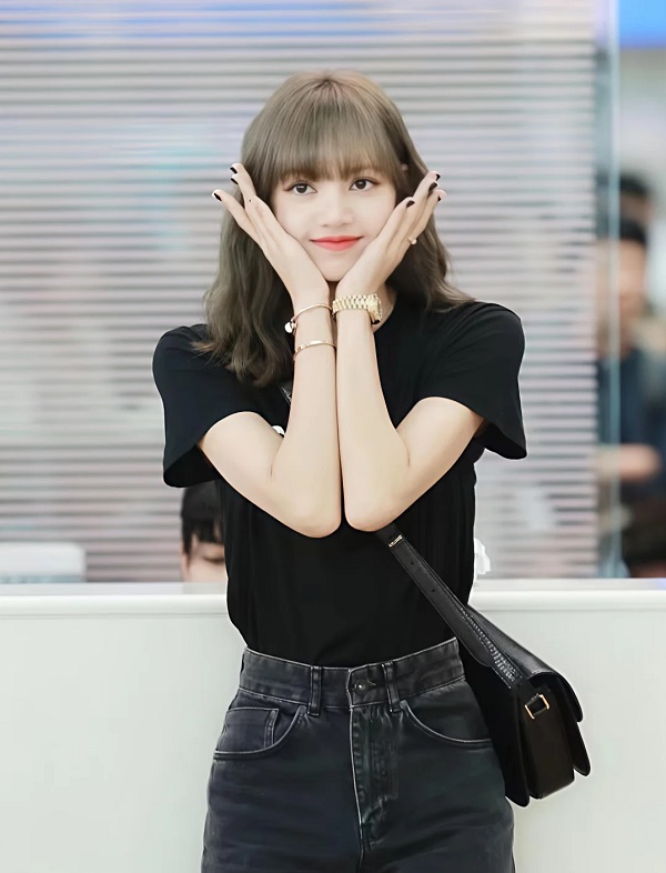 ảnh lisa cute 22