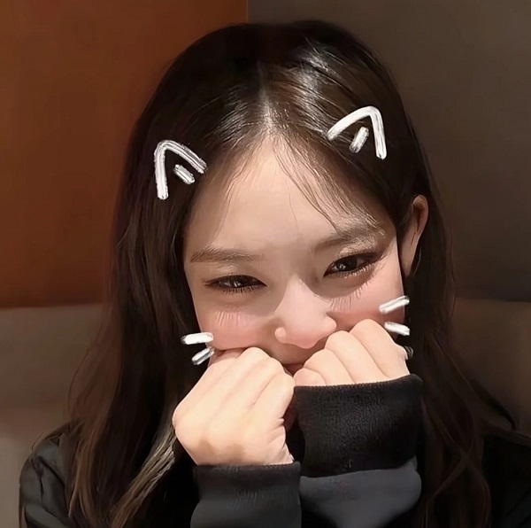 jennie cute 11