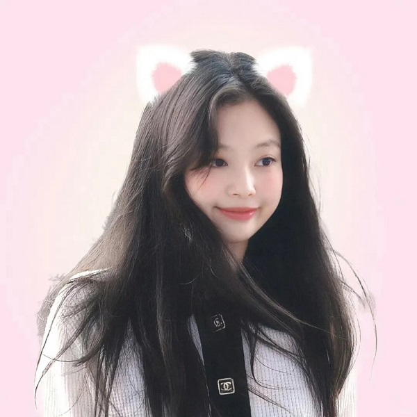 jennie cute 2