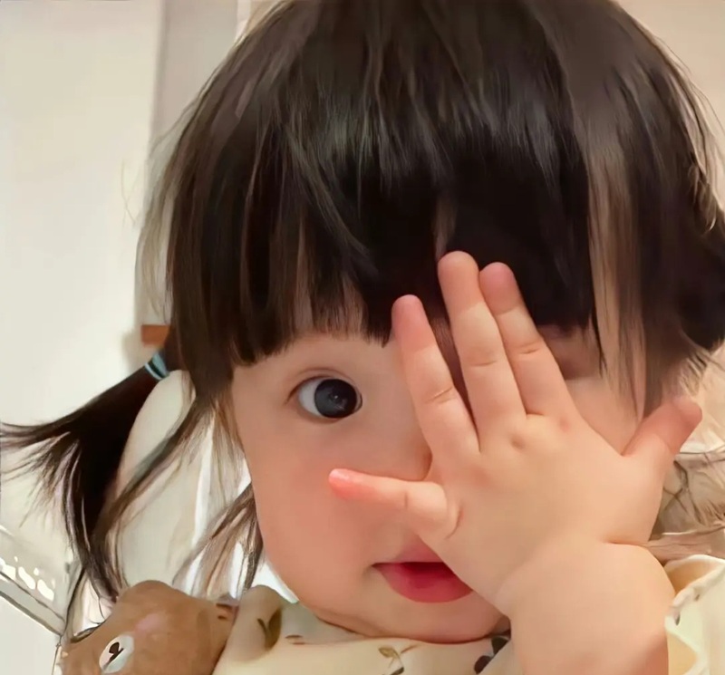 ảnh bé gái đáng yêu 15
