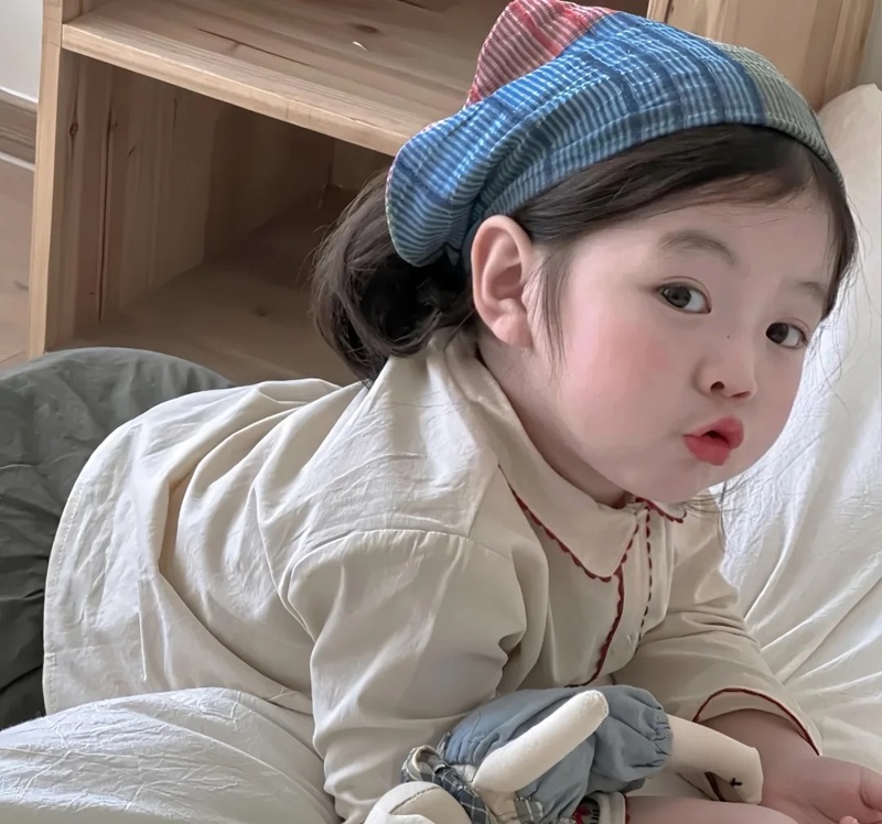 ảnh bé gái đáng yêu 3