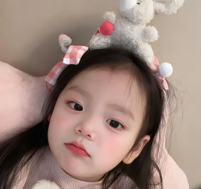 ảnh bé gái đáng yêu 4