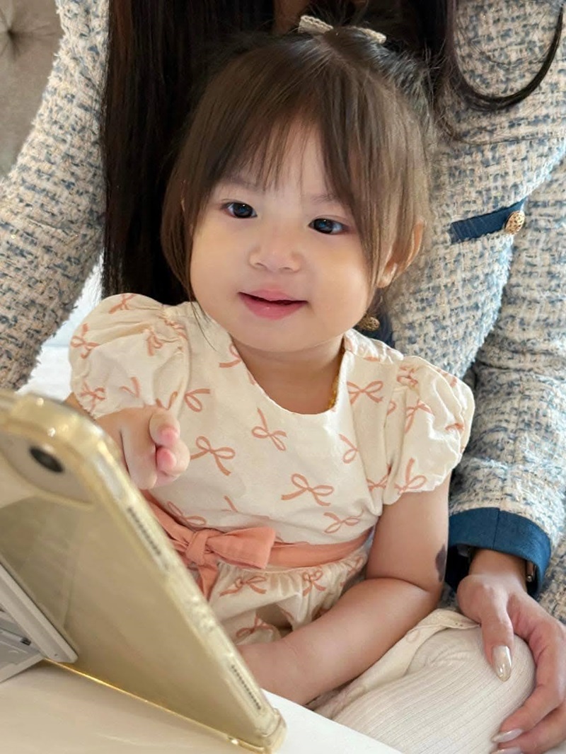 ảnh bé pam cute 20