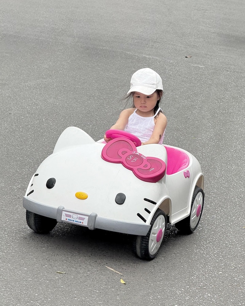ảnh bé pam cute 24