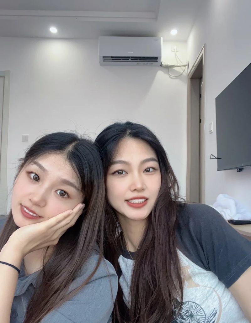 hình ảnh đôi bạn thân nữ cute 14