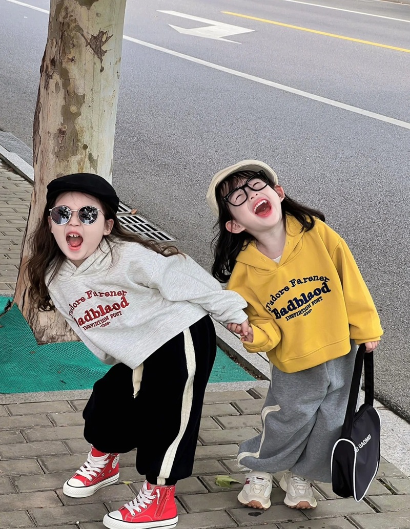 hình ảnh đôi bạn thân nữ cute 16
