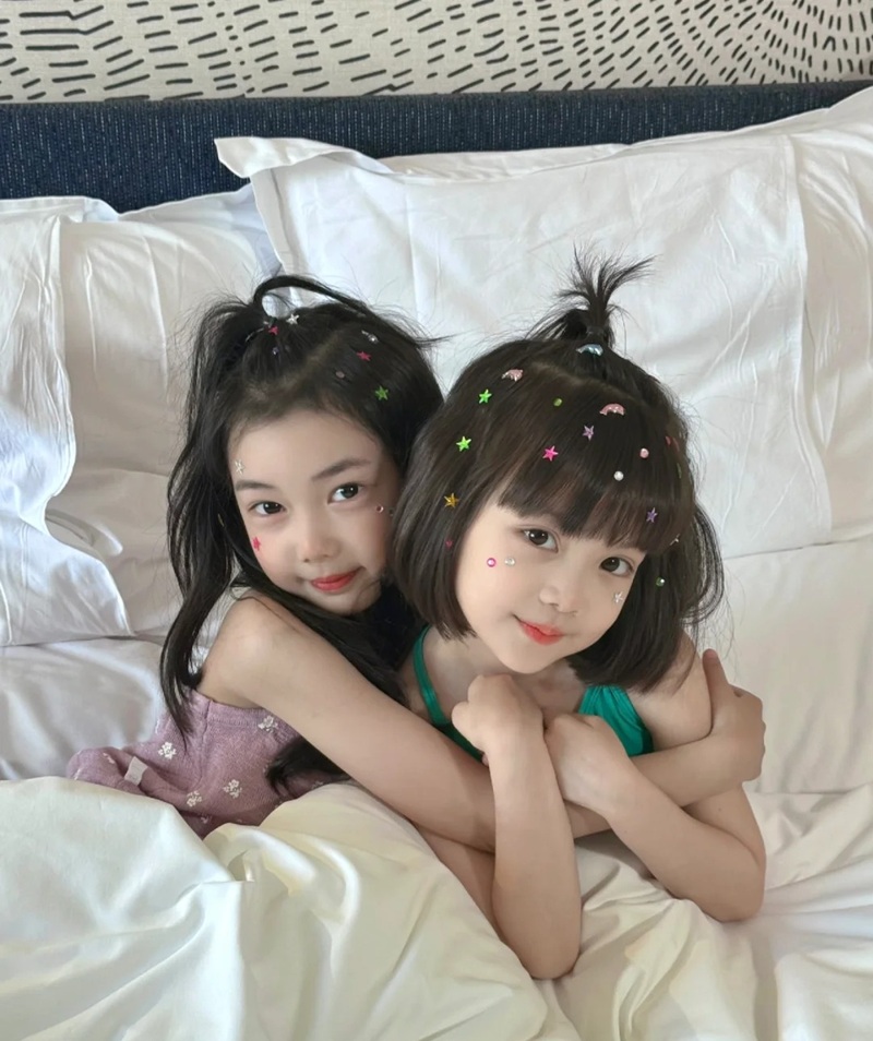 hình ảnh đôi bạn thân nữ cute 18