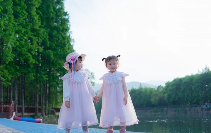 hình ảnh đôi bạn thân nữ cute 33