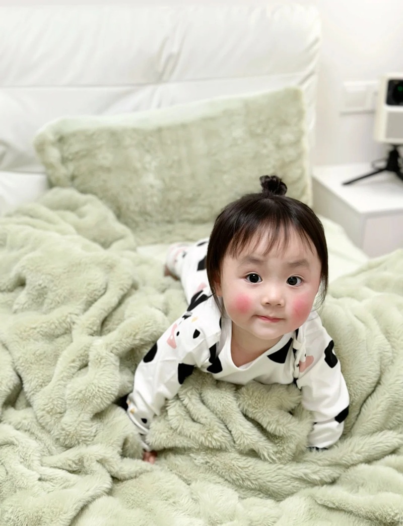 hình ảnh em bé dễ thương 15