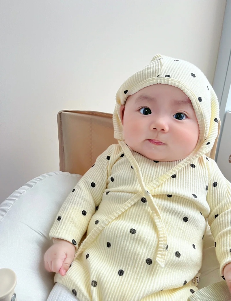 hình ảnh em bé dễ thương 6