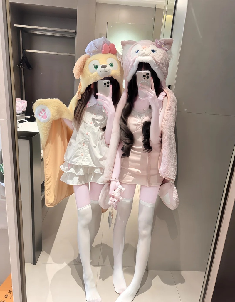 hình ảnh hai chị em cute 11