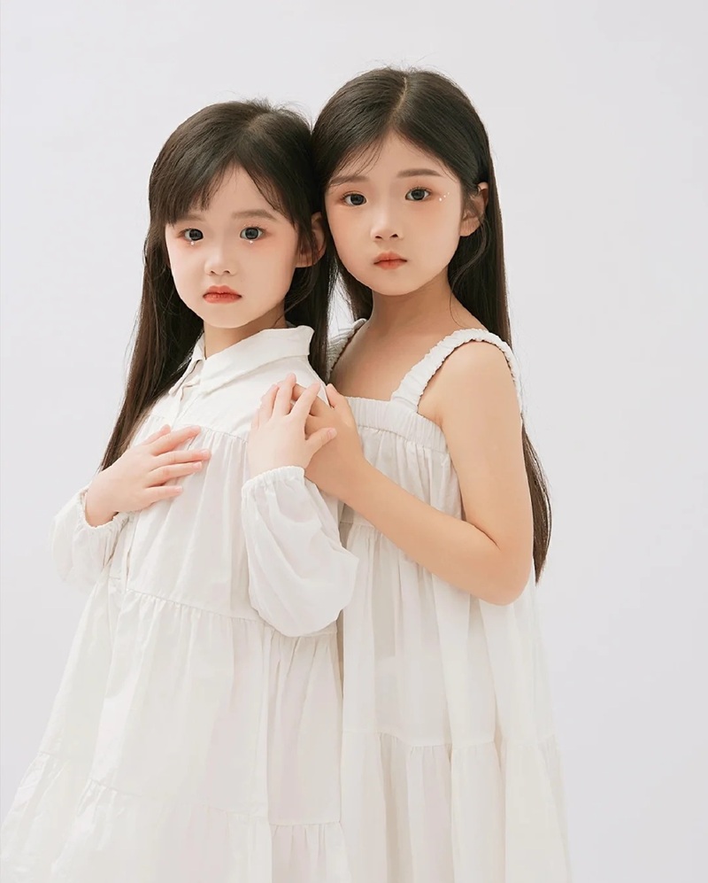 hình ảnh hai chị em cute 26