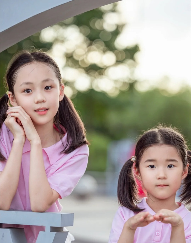 hình ảnh hai chị em cute 42