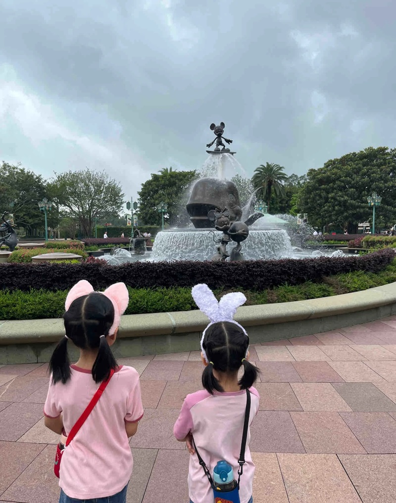 hình ảnh hai chị em cute 7