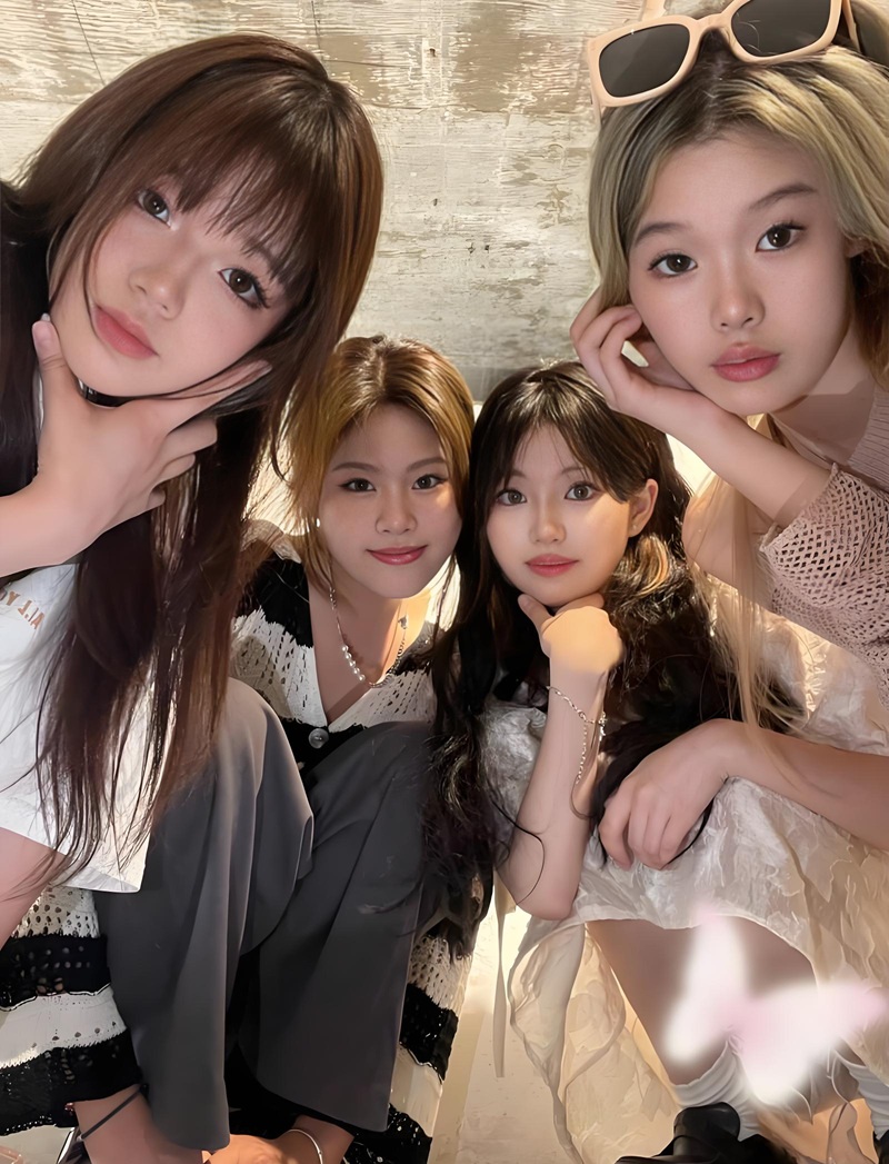 hình ảnh nhóm bạn thân 4 người cute 18
