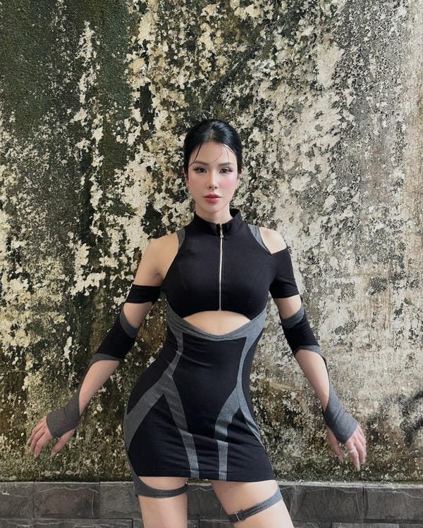 Diệp Lâm Anh sexy 3
