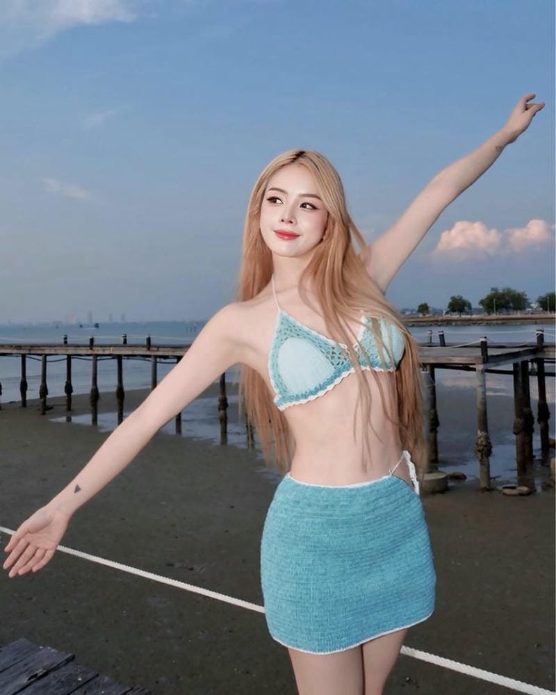 dj mie bikini 8