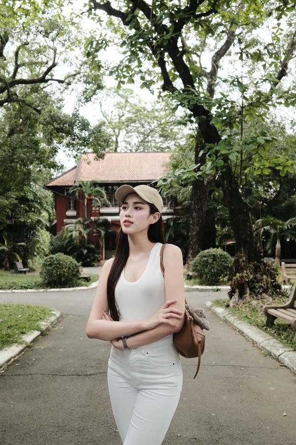 đỗ thị hà sexy (1)