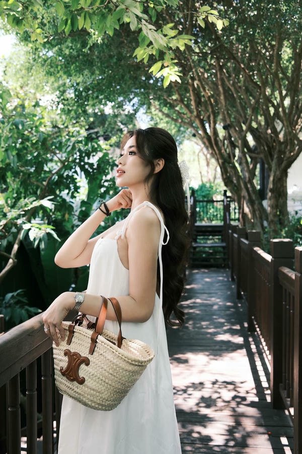 đỗ thị hà sexy (15)