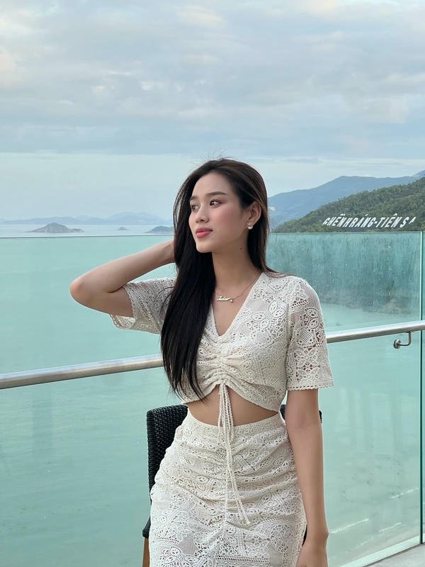 đỗ thị hà sexy (3)