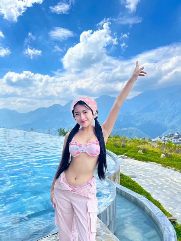 hạ nhiên mặc bikini (8)