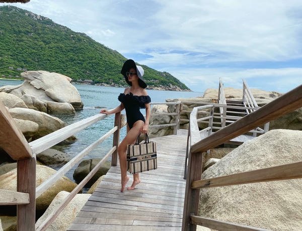 jennifer phạm sexy (1)