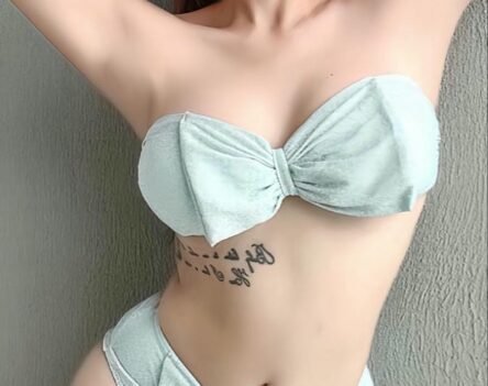 Top 88+ Khả Như bikini khoe body chuẩn, fans mê mẩn