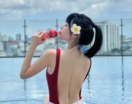 Gợi ý 99+ ảnh LyLy bikini cực nóng bỏng hút mắt đàn ông