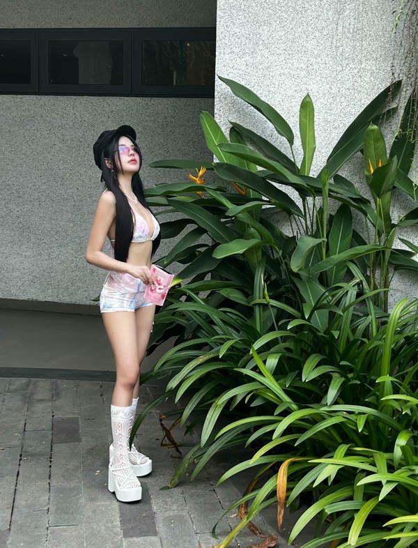 mai dora bikini (10)