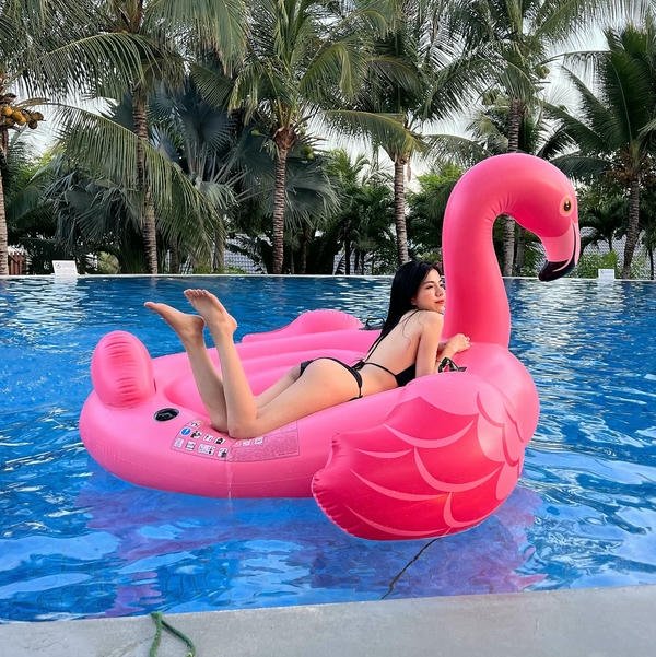 mai dora bikini (8)