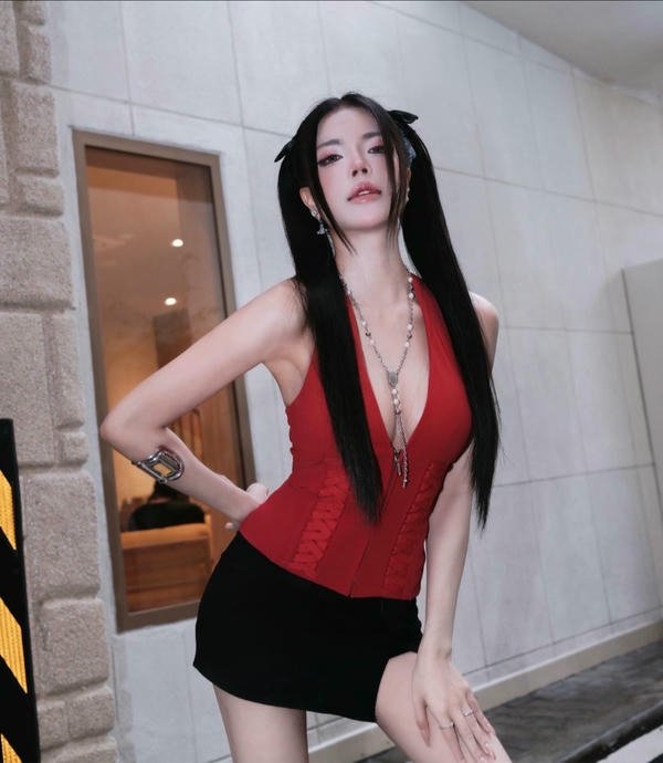 mai dora sexy (11)
