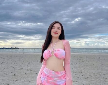 Bộ sưu tập 99+ ảnh MC Phương Thảo bikini thần thái tự tin khó cưỡng