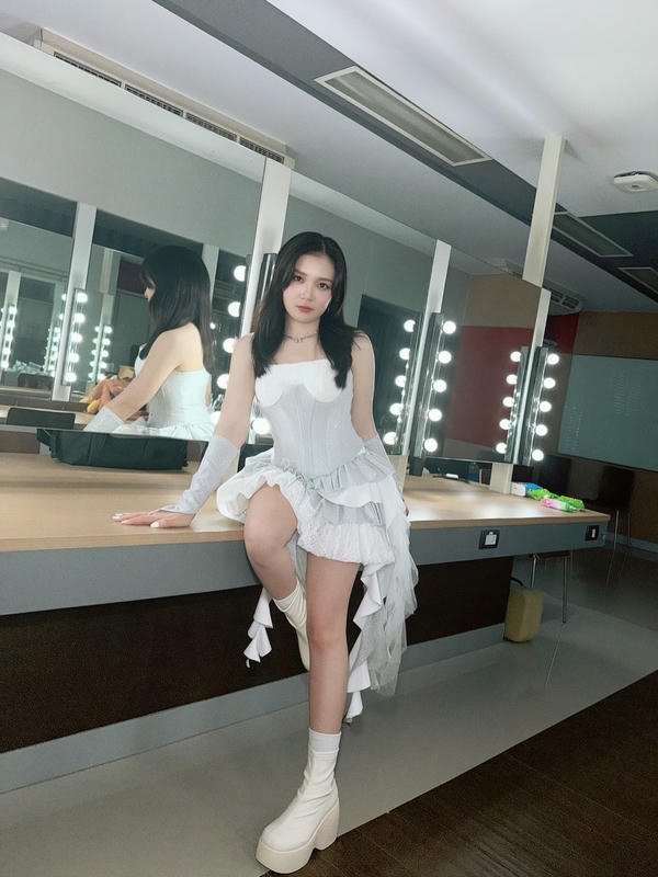 mc phương thảo sexy (1)
