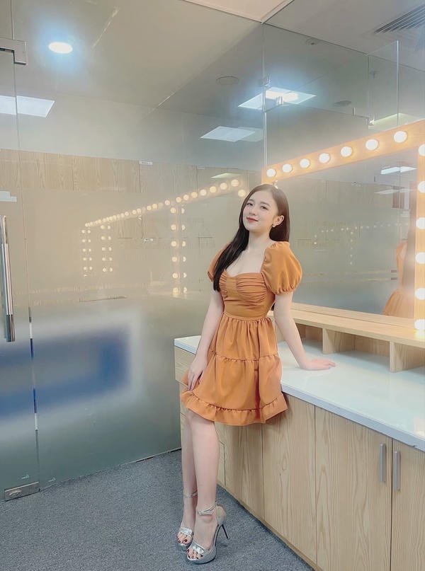 mc phương thảo sexy (5)