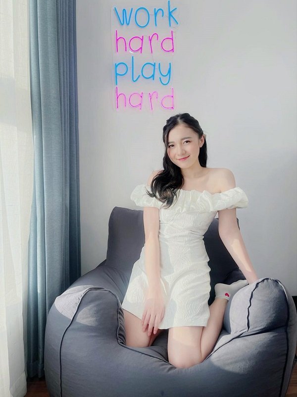 mc phương thảo sexy (6)