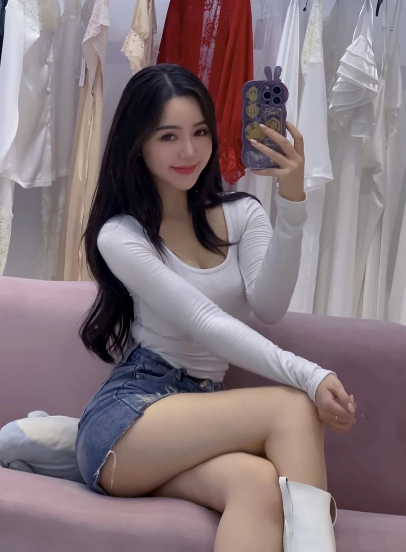 Quỳnh Kool sexy 6
