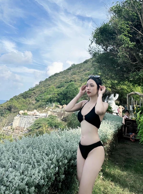 quỳnh moon sexy (2)