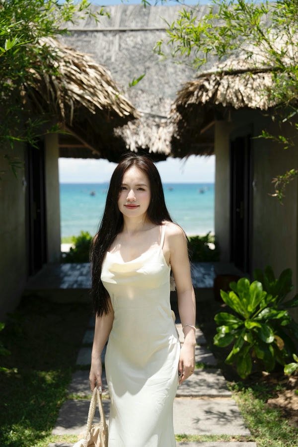 thị nhung sexy