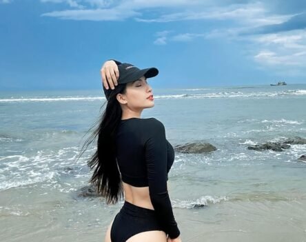 Top 99+ ảnh Thiên An bikini cực nóng bỏng, khoe dáng gợi cảm