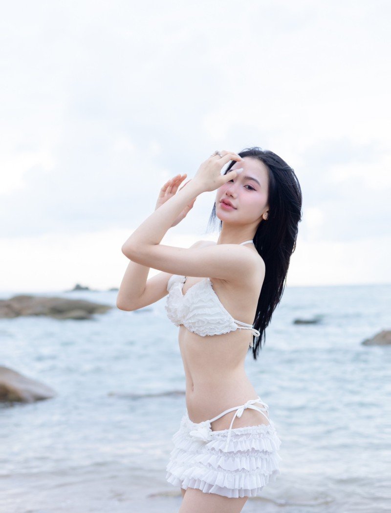 ảnh hot girl bikini mới nhất 16