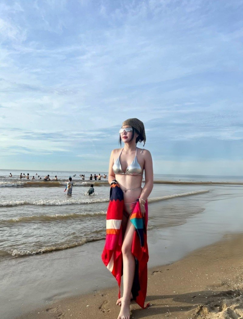 ảnh hot girl bikini mới nhất 27