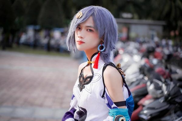 azure cosplay 12