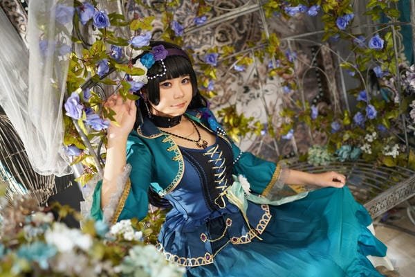 azure cosplay 17
